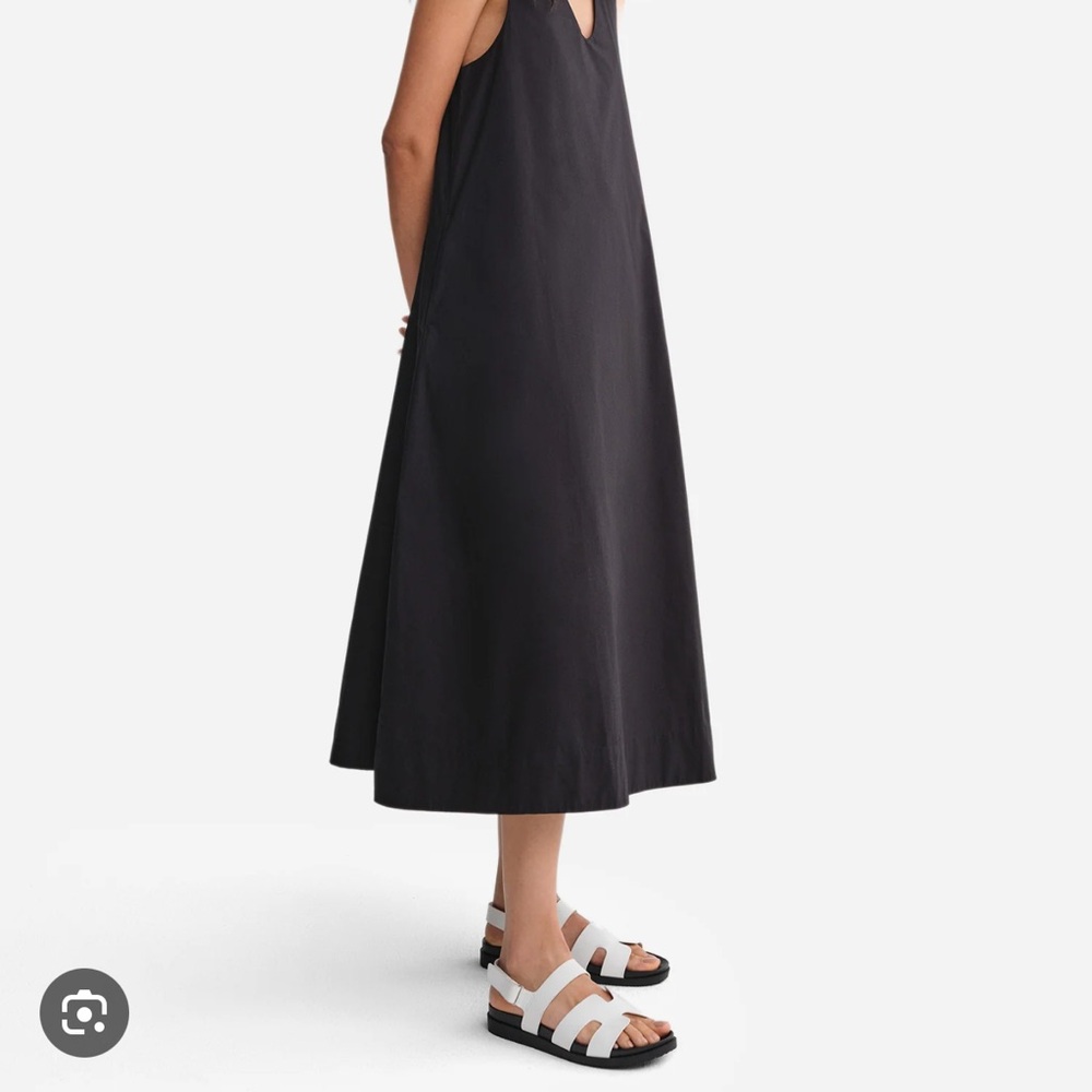 Sleeveless A-Line Midi Dress in Black